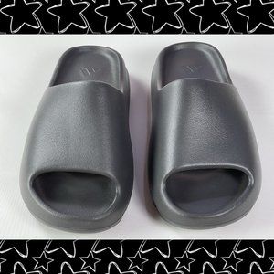 💐NWT Yeezy Slides ONYX Black 🌺